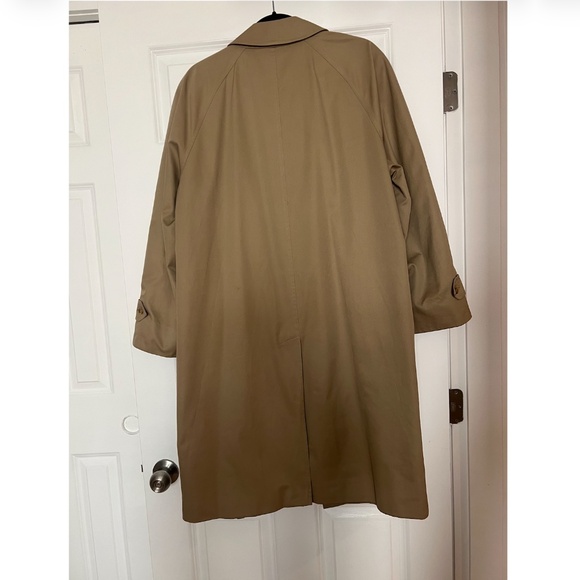 Vintage Burberry Trench - Picture 2 of 7